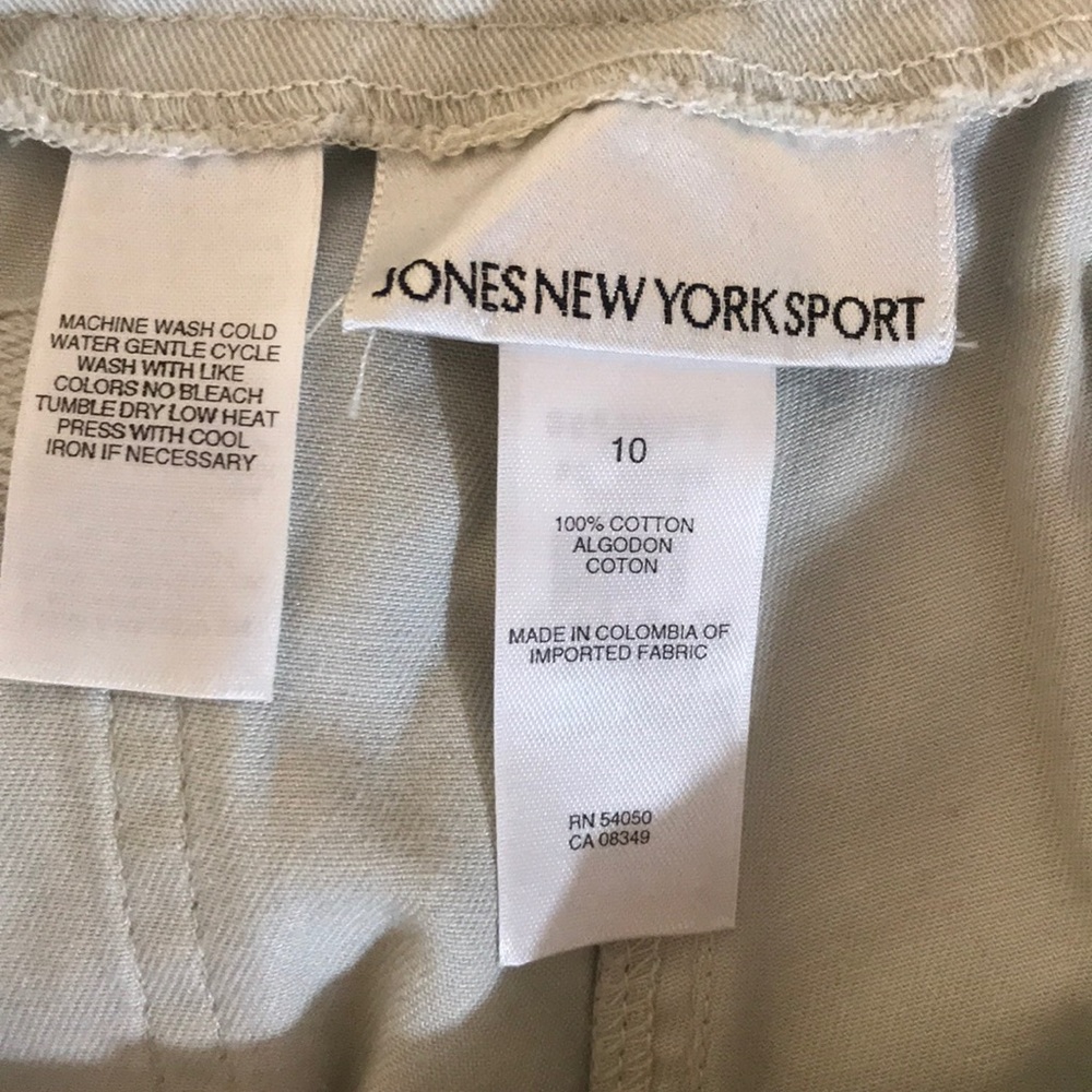 Jones New York Sport Pants - Picture 6 of 7